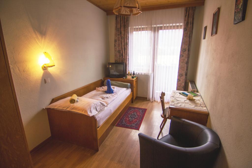 Gasthof Pension St. Wolfgang Kirchberg am Wechsel Zewnętrze zdjęcie